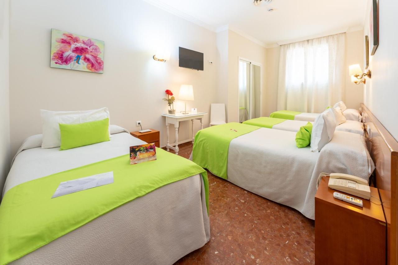 Hotel Romerito Malaga Ngoại thất bức ảnh