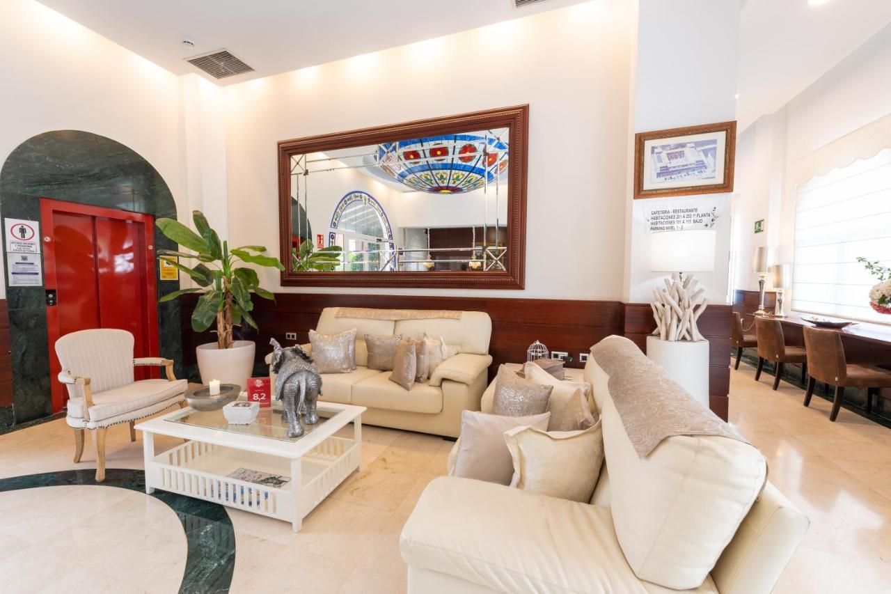Hotel Romerito Malaga Ngoại thất bức ảnh