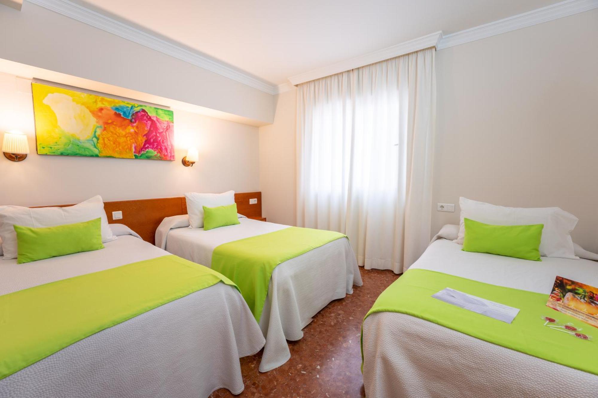 Hotel Romerito Malaga Ngoại thất bức ảnh
