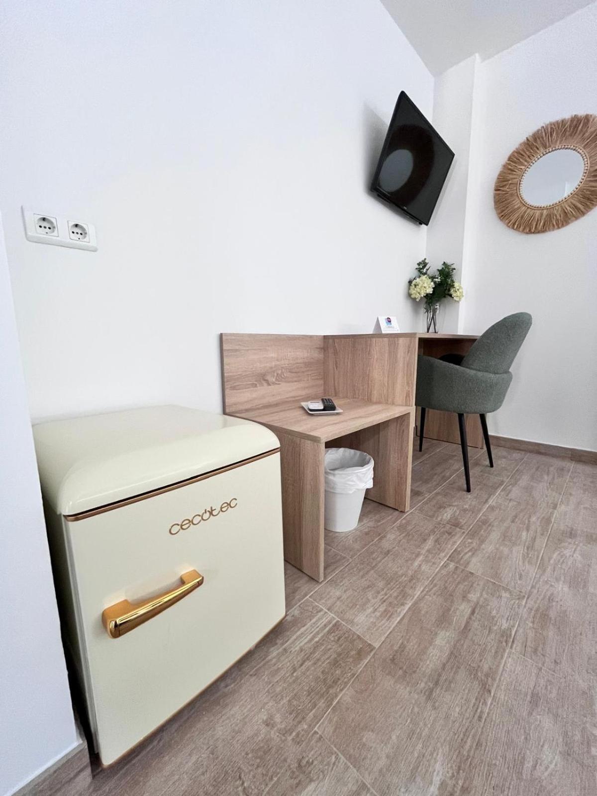 Hotel Romerito Malaga Ngoại thất bức ảnh